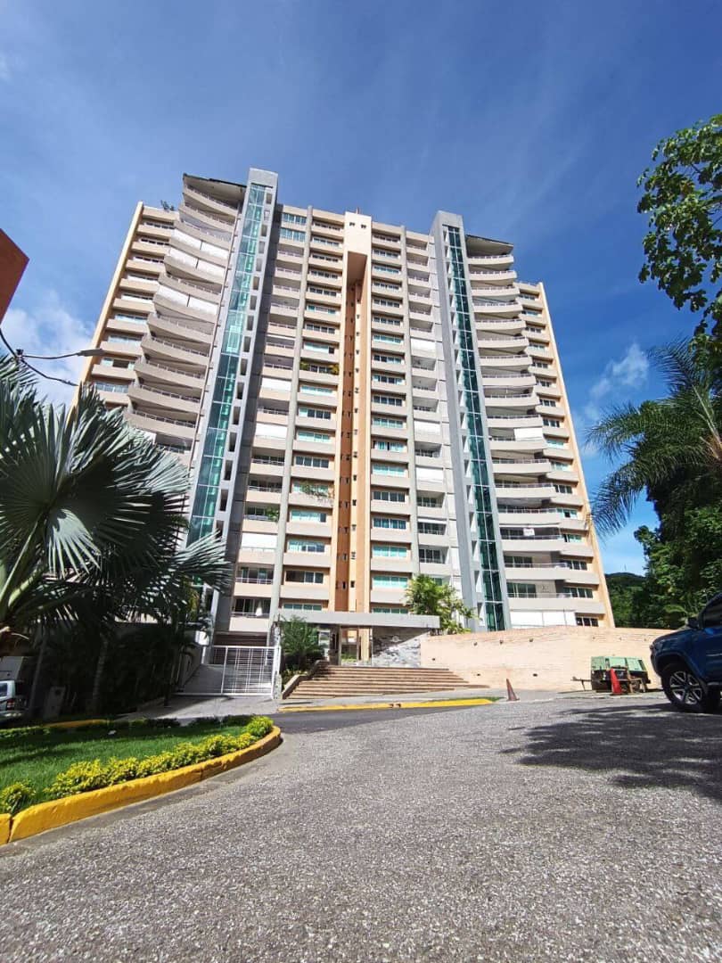269381 En Venta EXCLUSIVO APARTAMENTO DE LUJO. RES GRAN MANDALAY. Urb  EL BOSQUE 