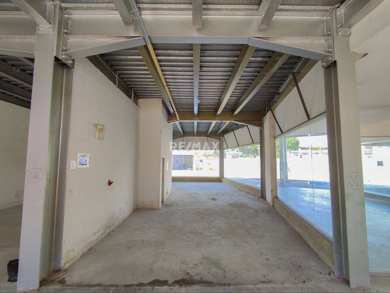 277264  En venta excelente local comercial 70m2, en obra gris, ubicado en Planta Baja PB, se encuent
